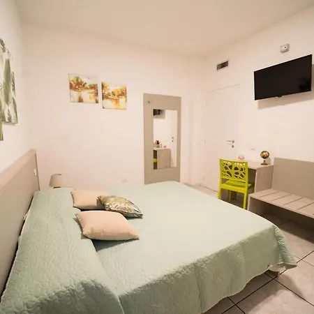 Sunset Baia Blu 招待所 加利波利