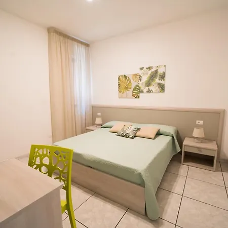 Sunset Baia Blu Gasthof 3*